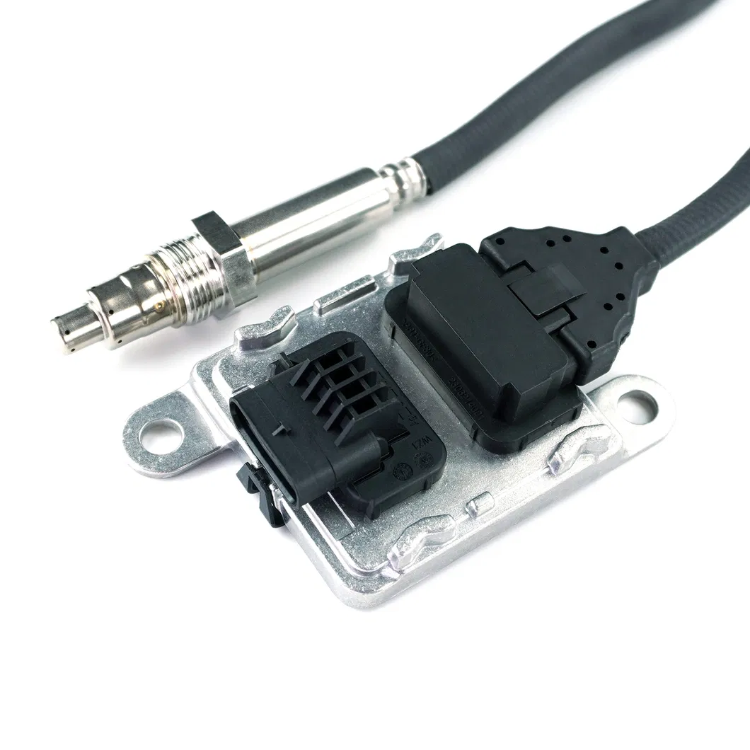 Nox Sensor 5wk97424 for Mercedes Benz A0009054604 Truck Nitrogen Oxide Sensor 12V